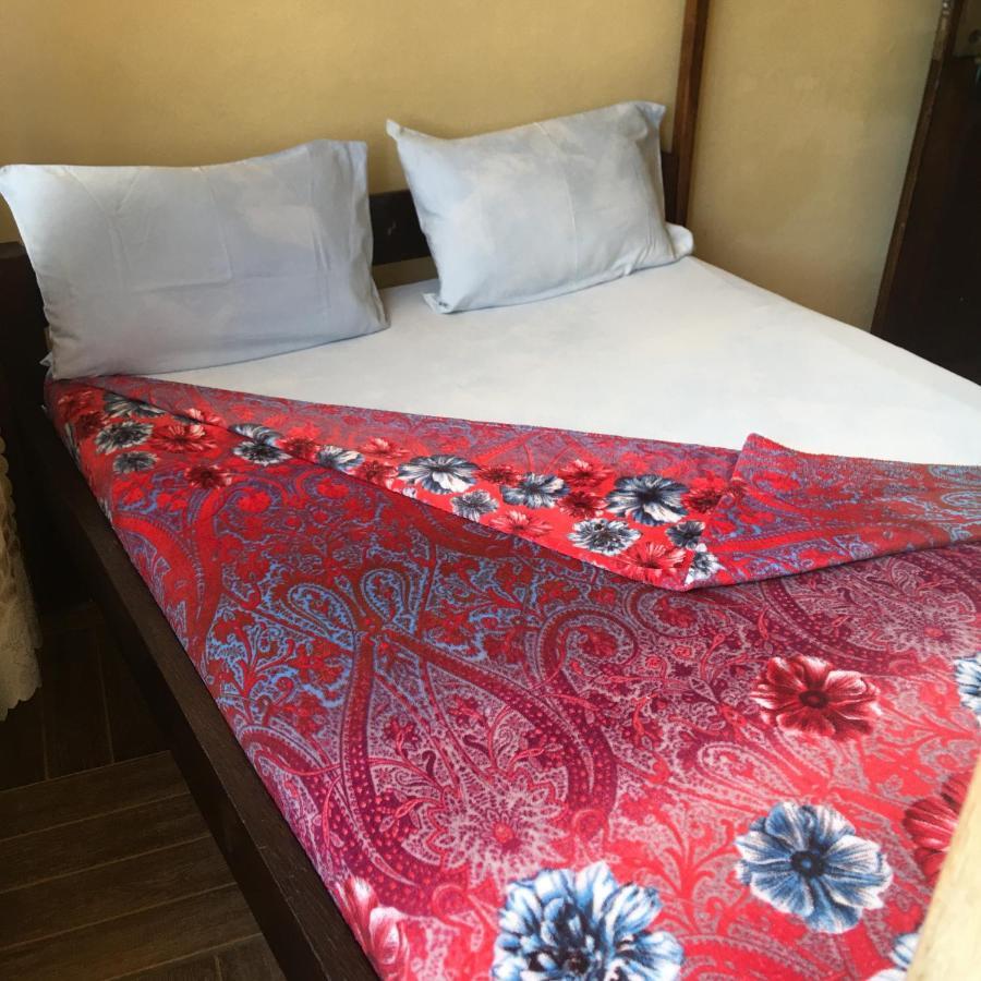 Diani Travellers Guest House Ukunda Dış mekan fotoğraf